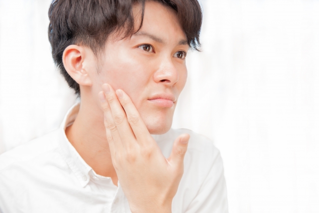 男性 髭剃り 肌荒れ